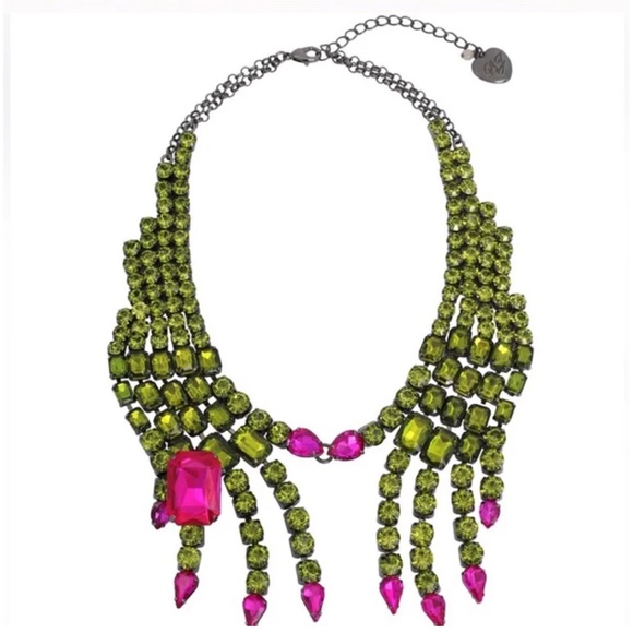 Betsy Johnson rare necklace - Picture 6 of 7